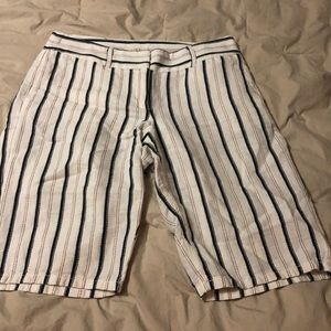 Loft super comfortable Bermuda women’s shorts.